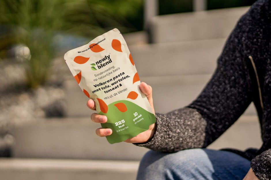 pouch hand 1433971172 copy